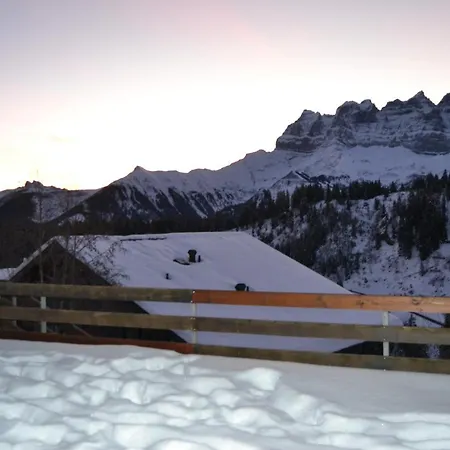 Le Petit Refuge - Lupins * Champoussin