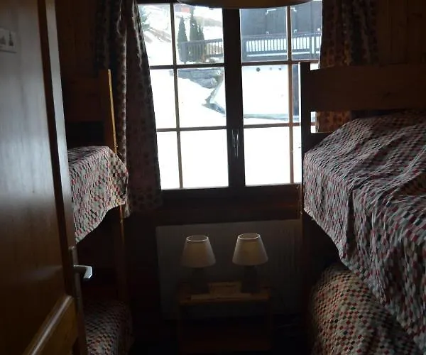 Appartement Le Petit Refuge - Lupins Champoussin