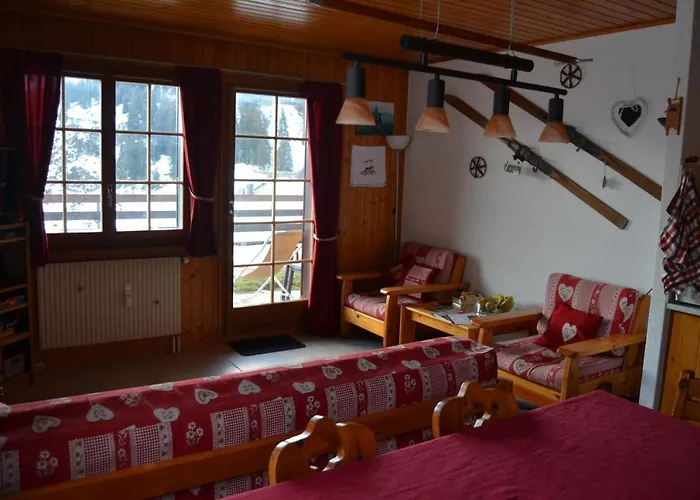 Le Petit Refuge - Lupins * Champoussin