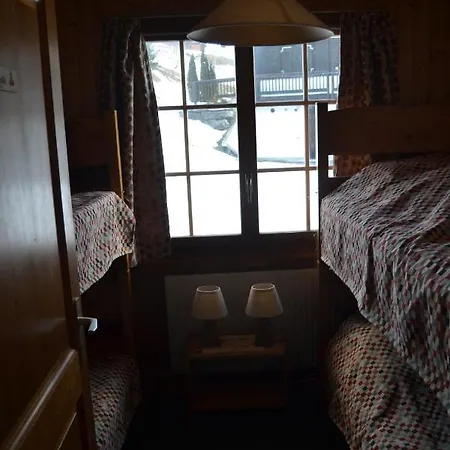 Daire Le Petit Refuge - Lupins Champoussin