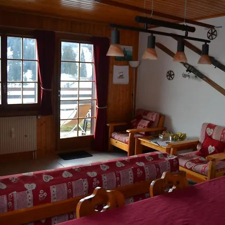 Le Petit Refuge - Lupins * Champoussin