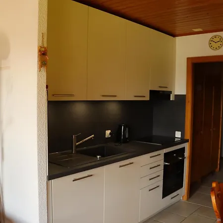 Le Petit Refuge - Lupins Apartamento *