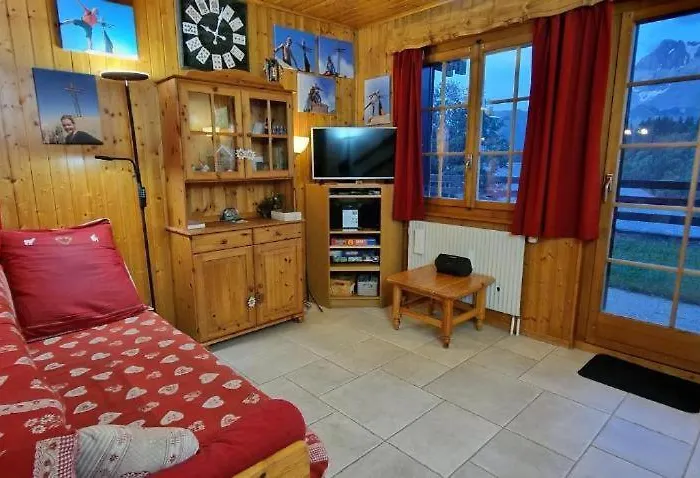 Le Petit Refuge - Lupins Apartamento