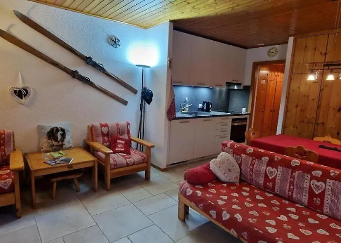 Le Petit Refuge - Lupins Apartamento Champoussin